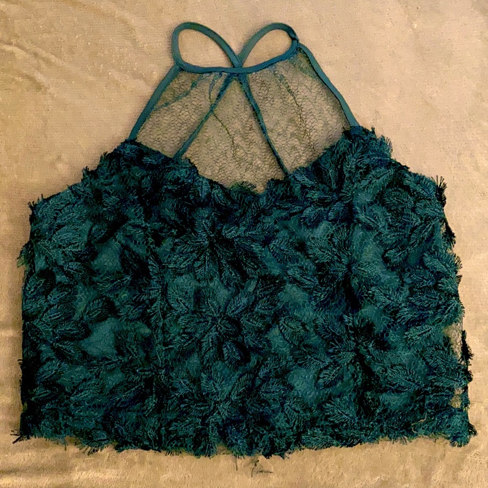 Green crop top with lace